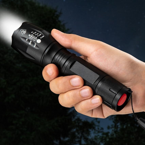 Lumen Pro - Multifunktional Taschenlampe für pure Helligkeit und Sicherheit
